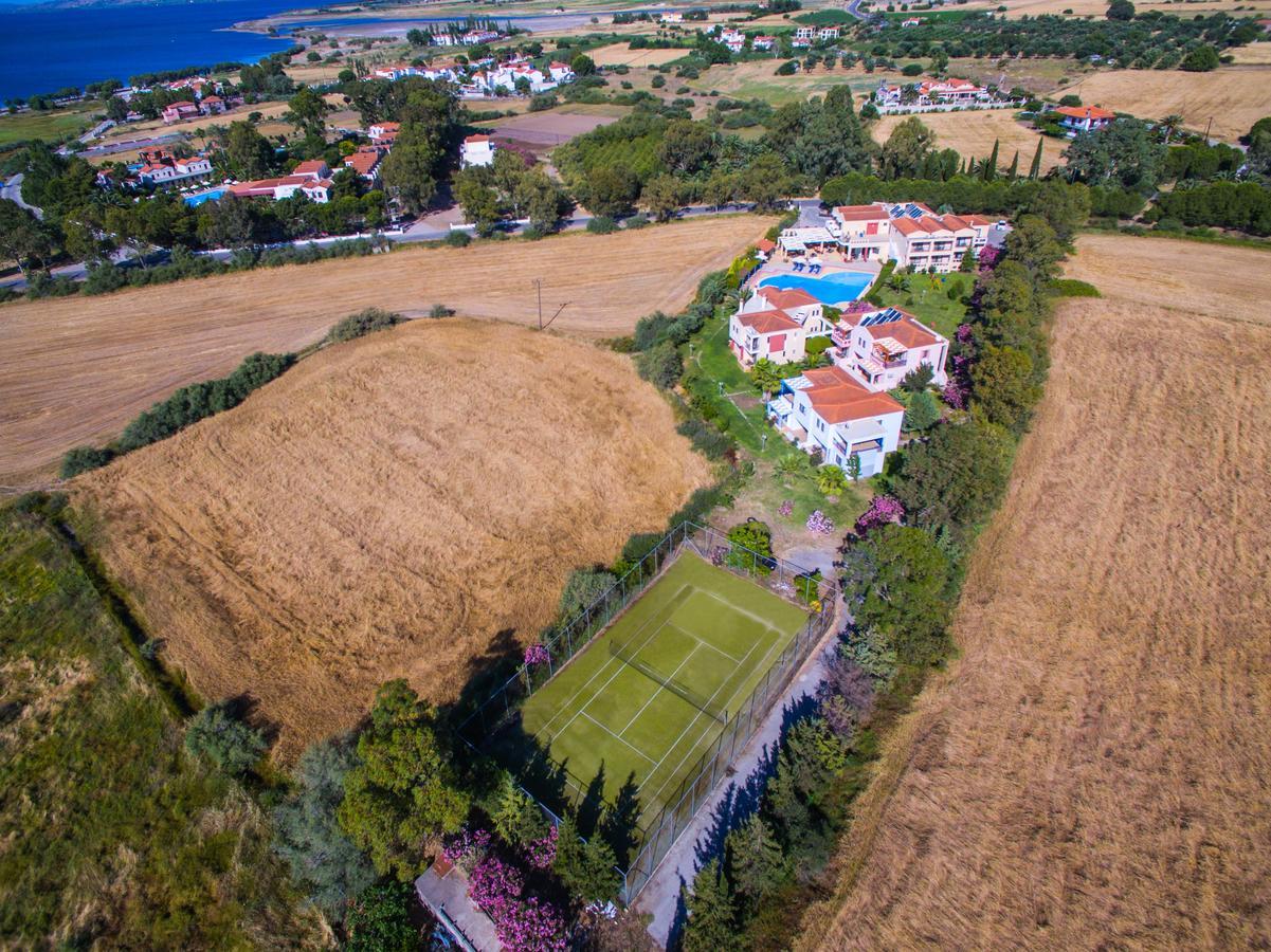 Aeolian Gaea Hotel Skala Kallonis Exterior foto